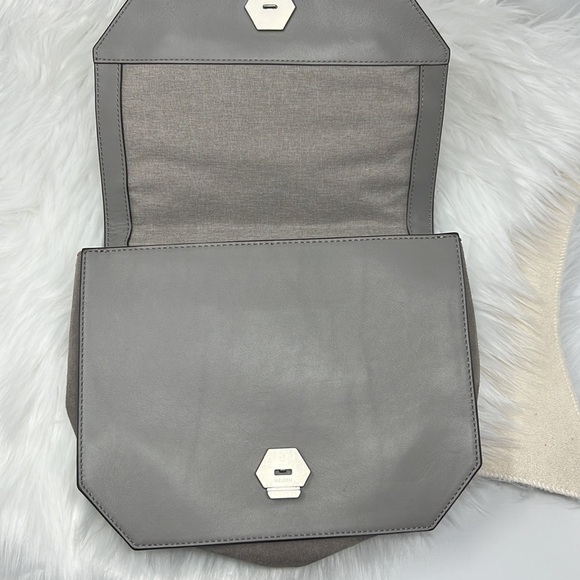 Weldon hexagon Weave Crossbody Silver Chain Link Bag Stone - Picture 5 of 10